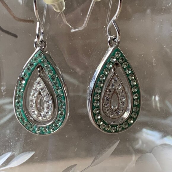 2 Pair Teardrop Earrings Faux Gems - Picture 3 of 7